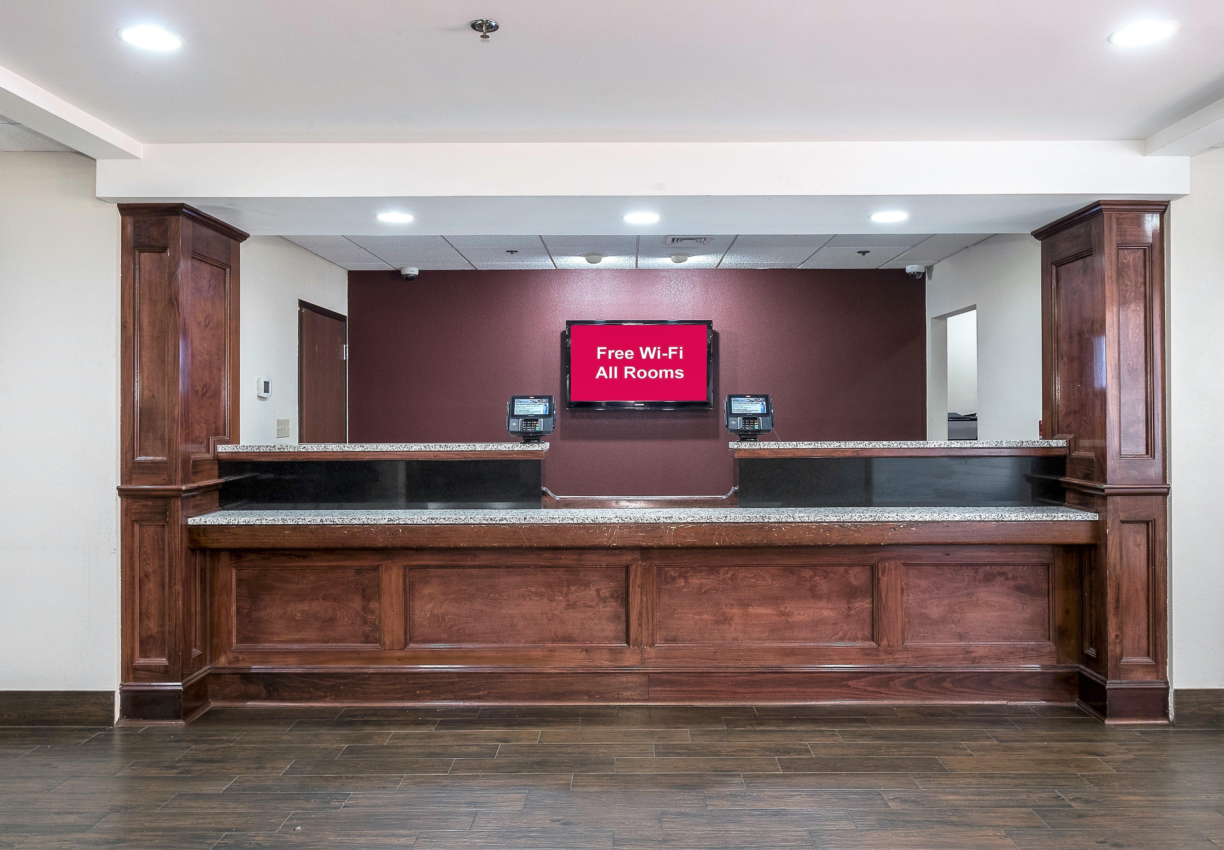 Red Roof Inn Hartford- New Britain Ngoại thất bức ảnh