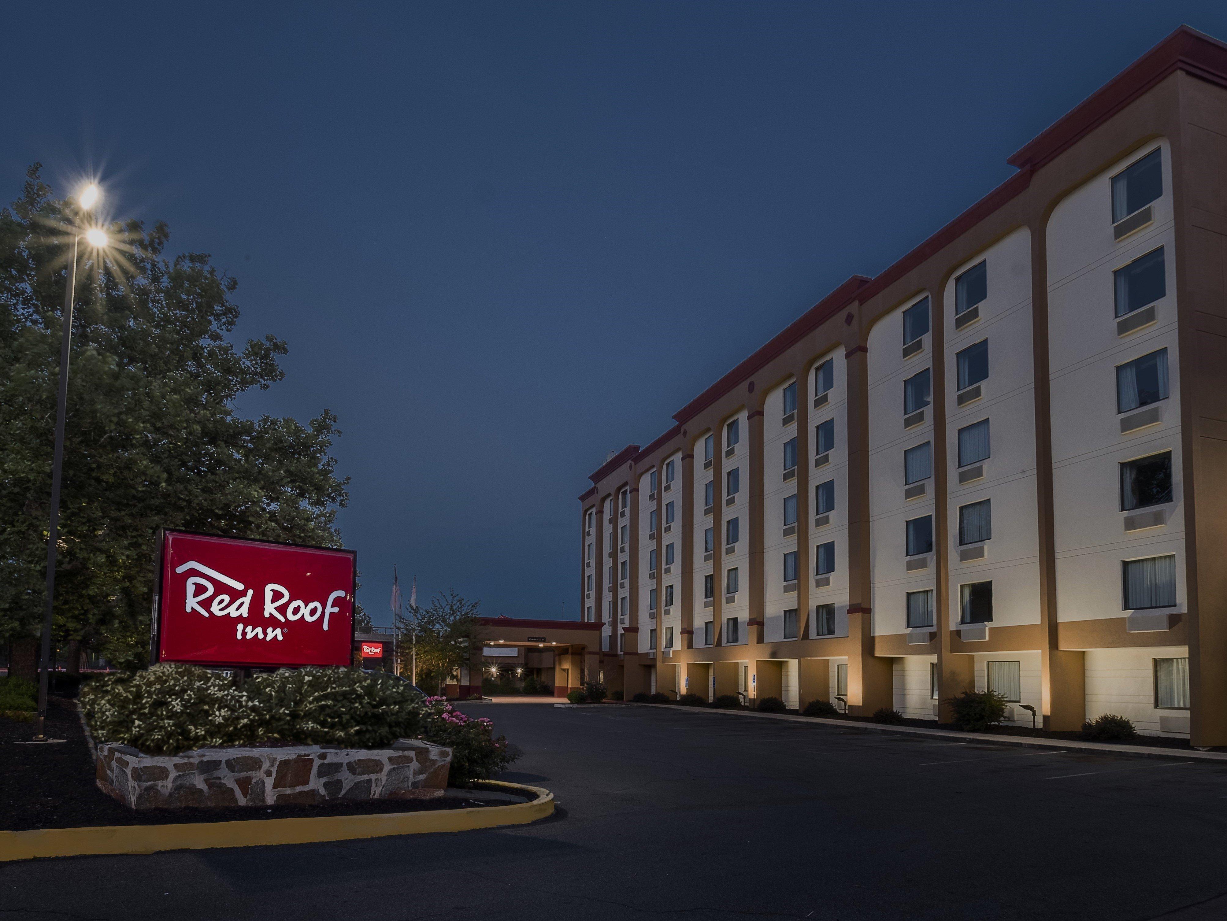 Red Roof Inn Hartford- New Britain Ngoại thất bức ảnh