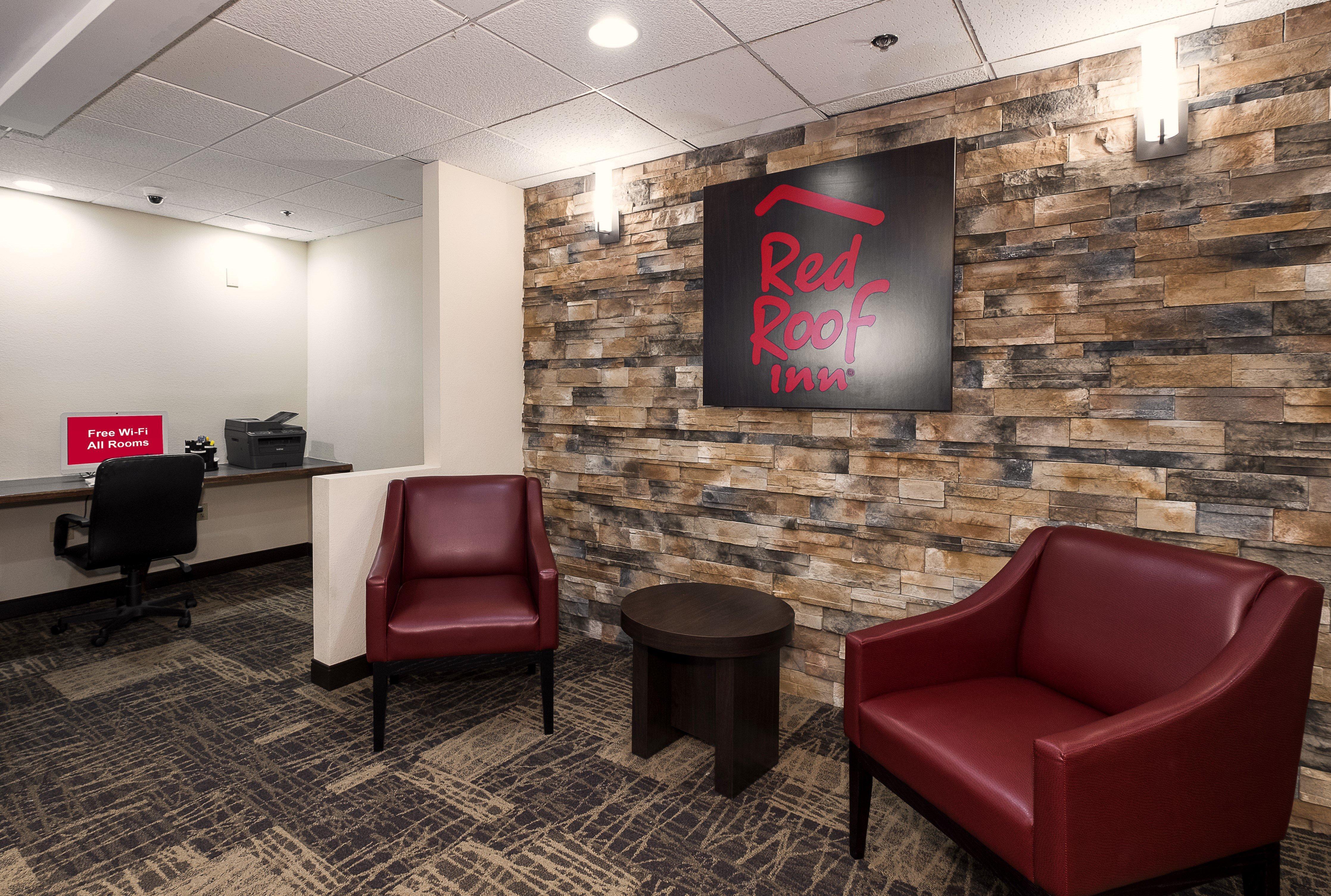 Red Roof Inn Hartford- New Britain Ngoại thất bức ảnh