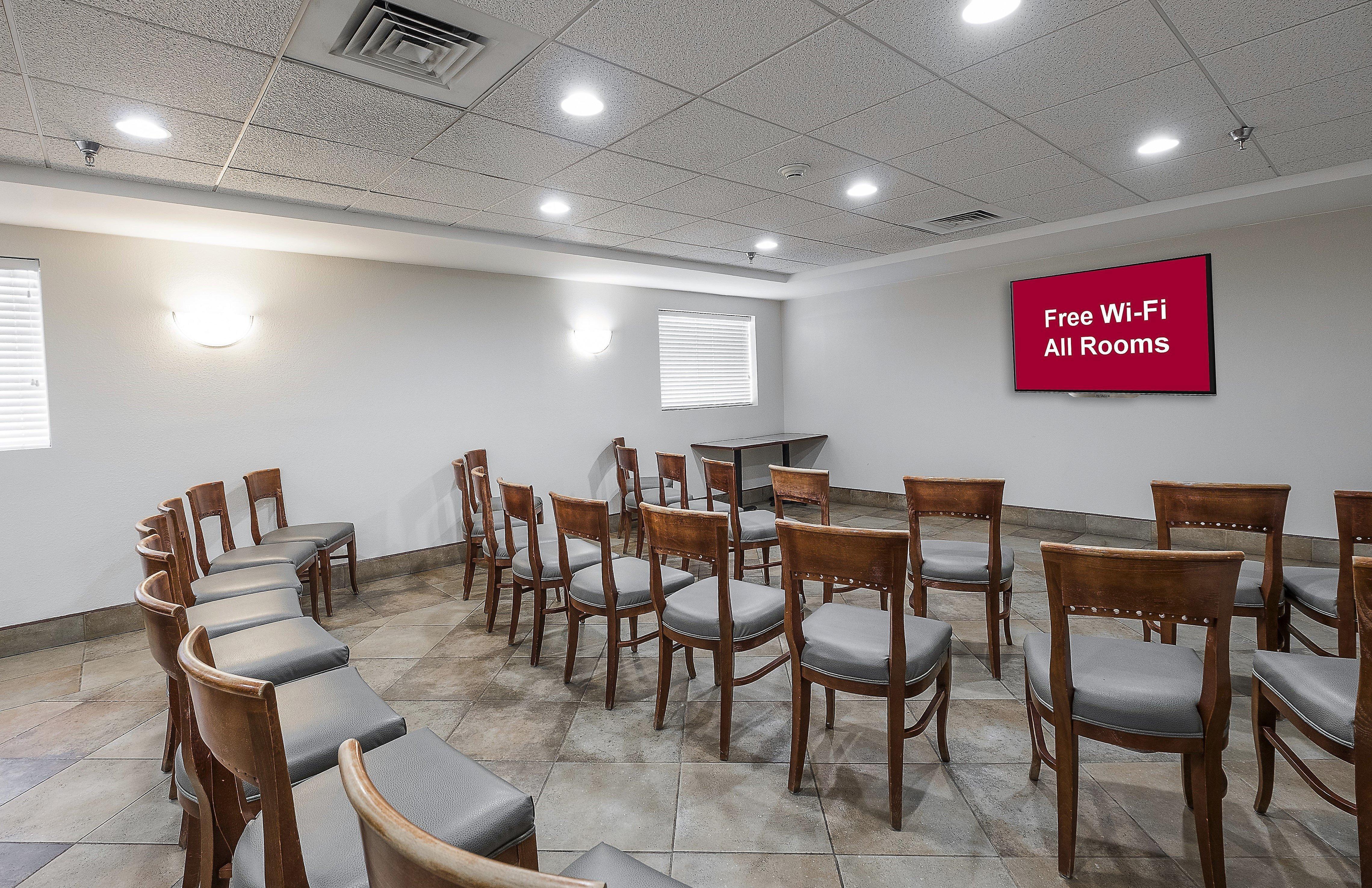 Red Roof Inn Hartford- New Britain Ngoại thất bức ảnh