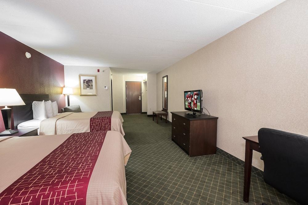 Red Roof Inn Hartford- New Britain Ngoại thất bức ảnh