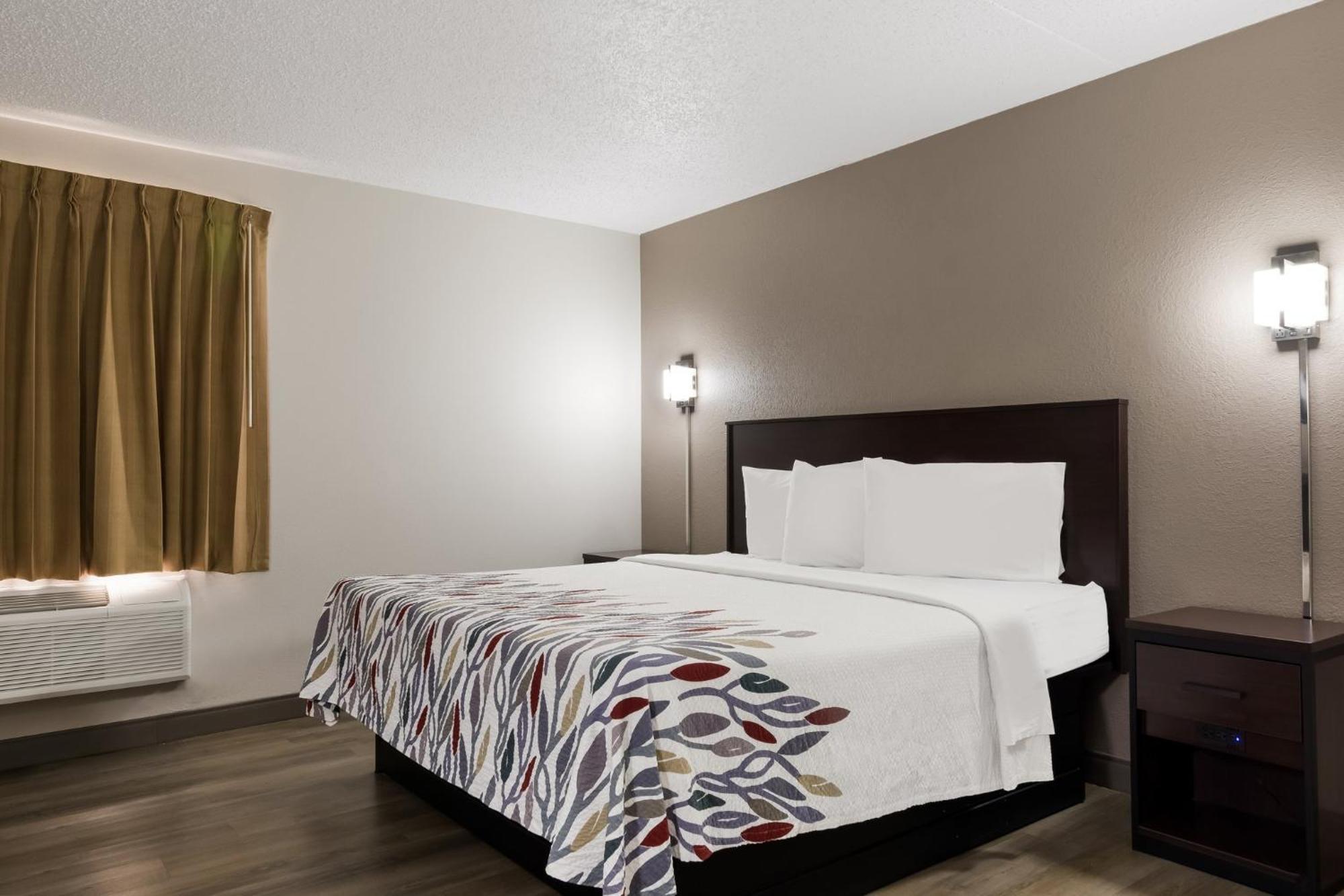 Red Roof Inn Hartford- New Britain Ngoại thất bức ảnh