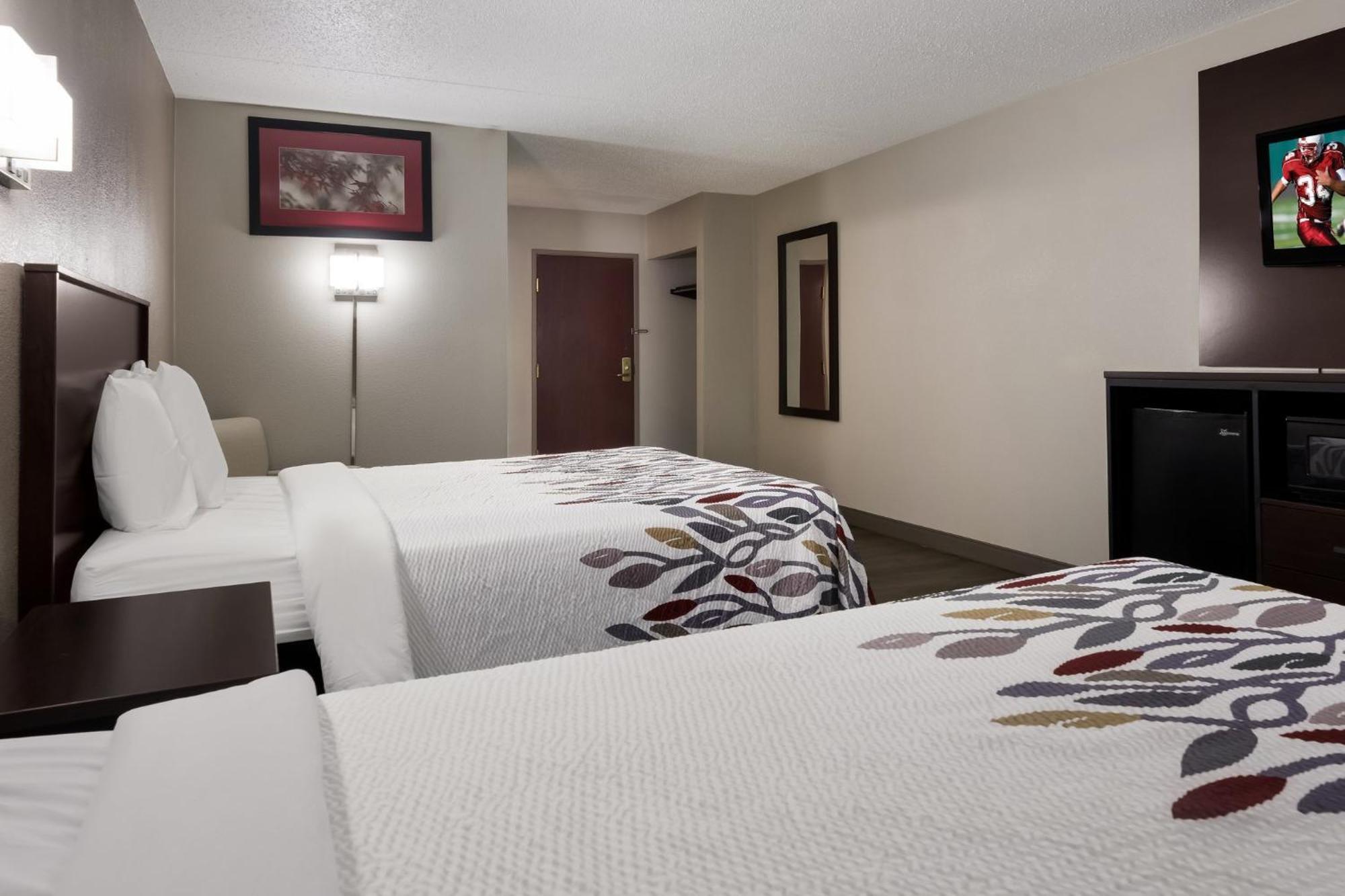 Red Roof Inn Hartford- New Britain Ngoại thất bức ảnh