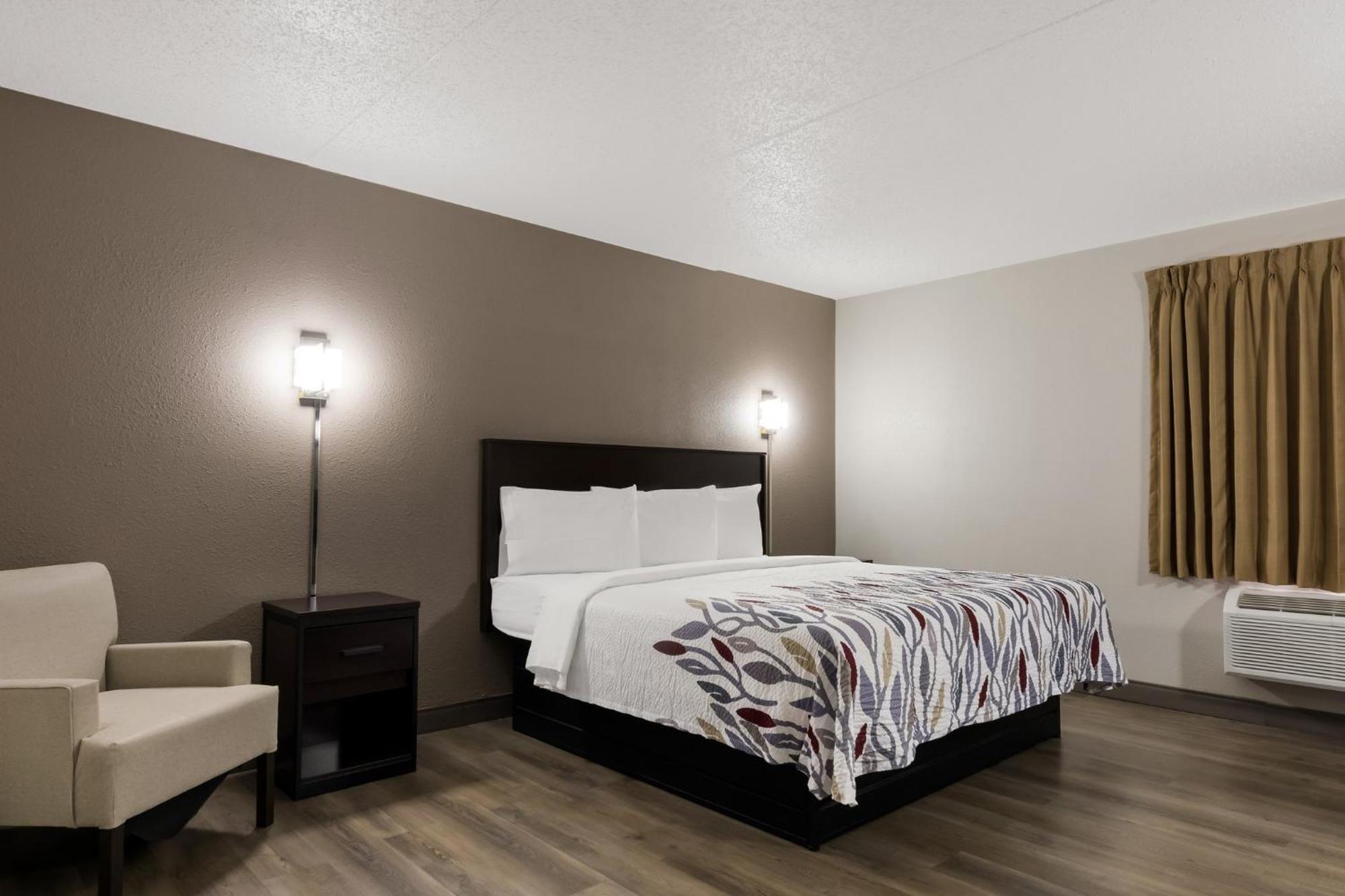 Red Roof Inn Hartford- New Britain Ngoại thất bức ảnh