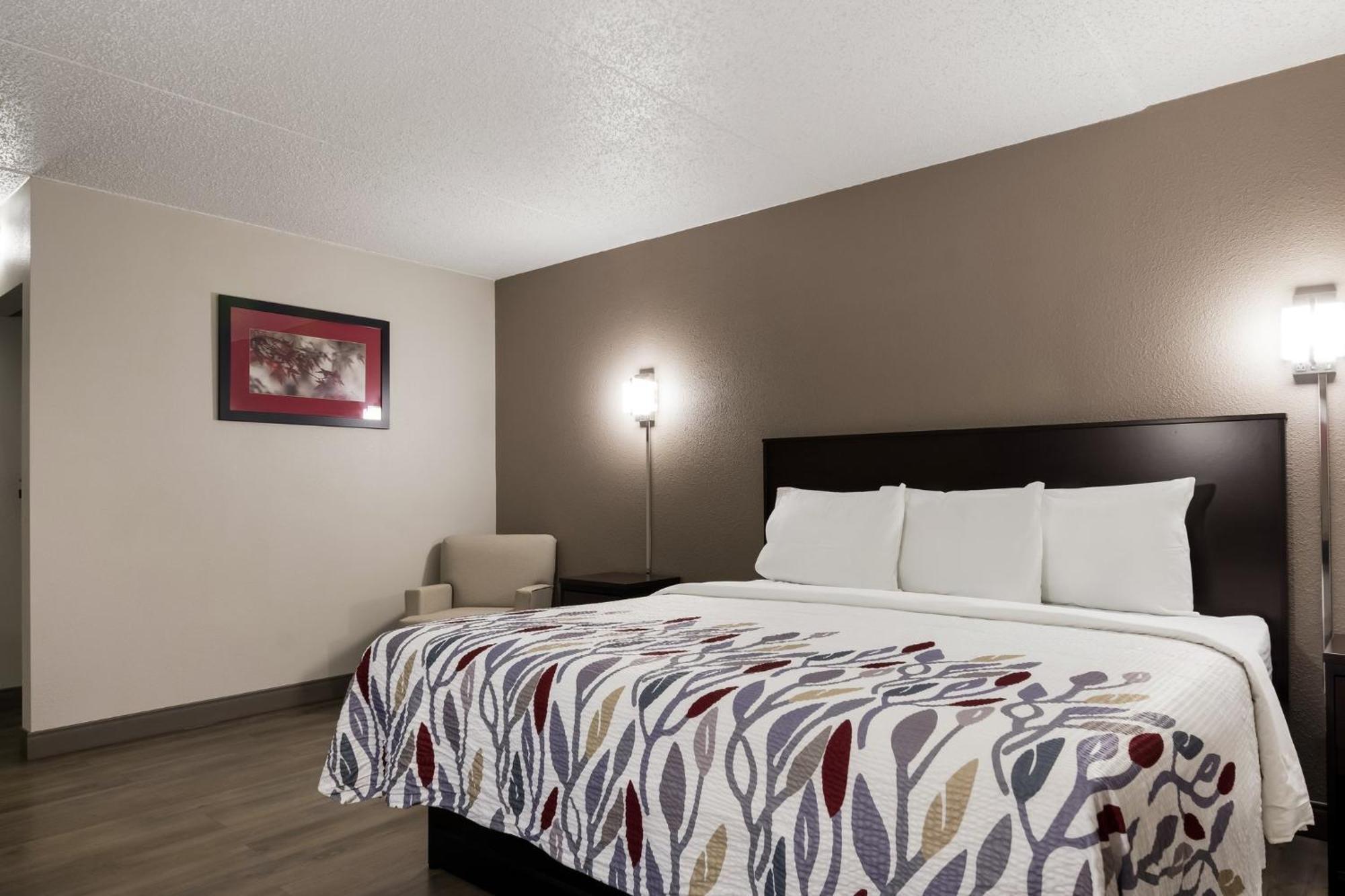 Red Roof Inn Hartford- New Britain Ngoại thất bức ảnh