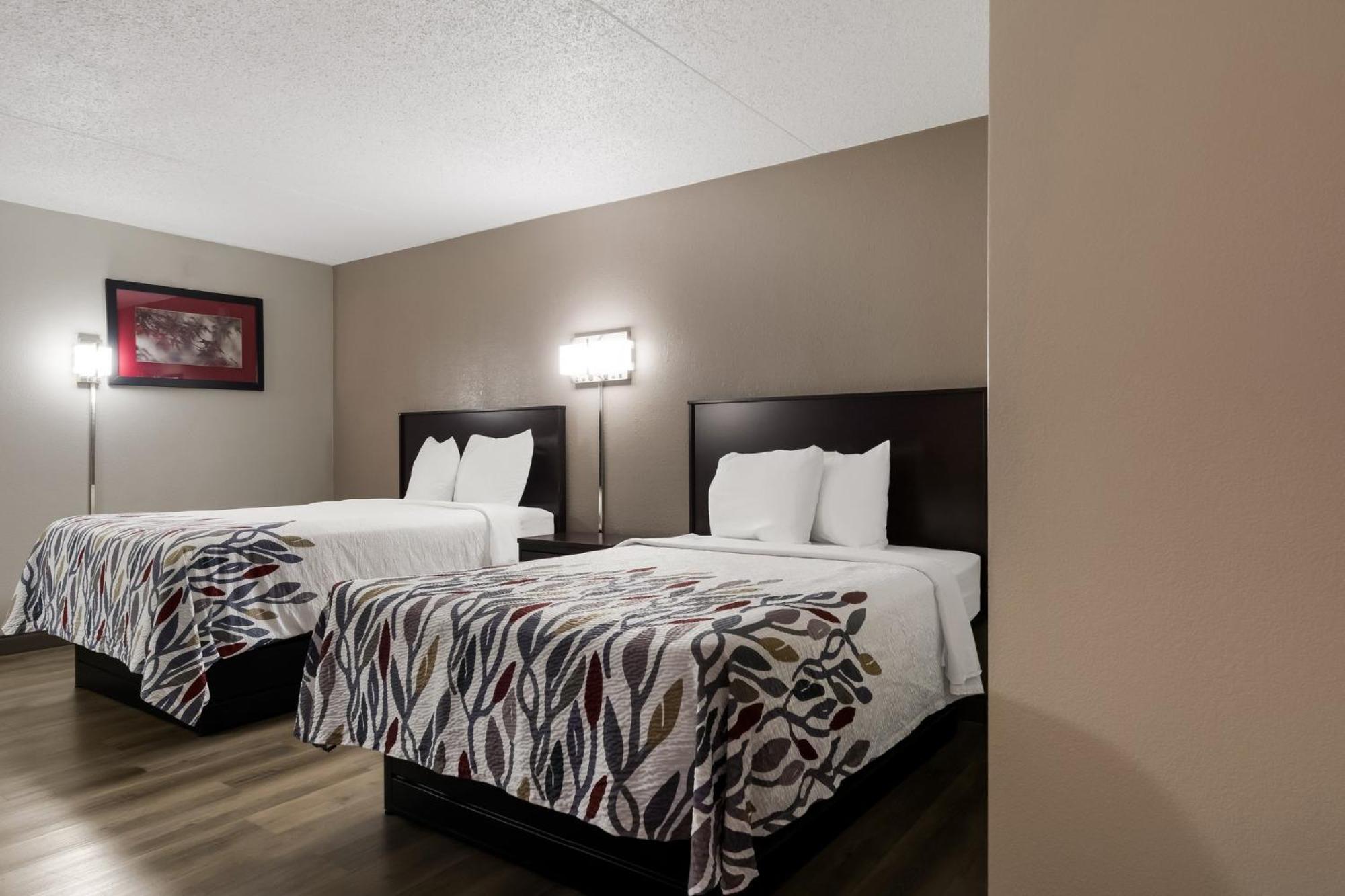 Red Roof Inn Hartford- New Britain Ngoại thất bức ảnh